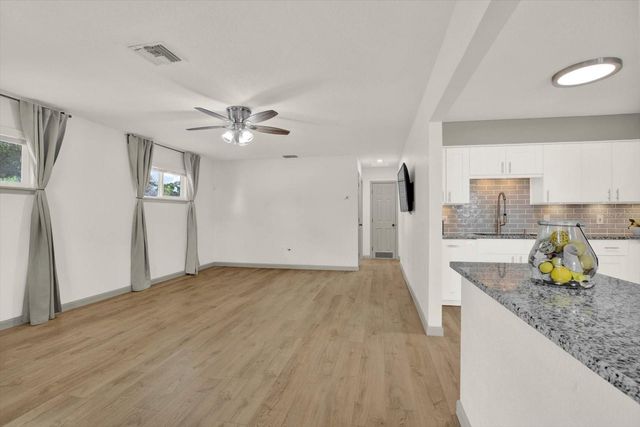 1978 DIX STREET, Largo, FL 33774