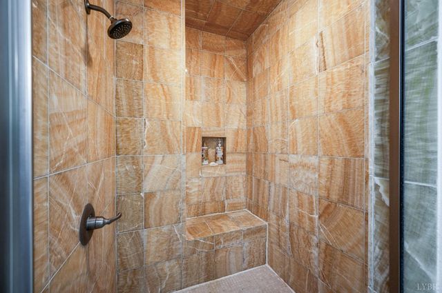 1359 Nicholas Lane, Moneta, VA 24121