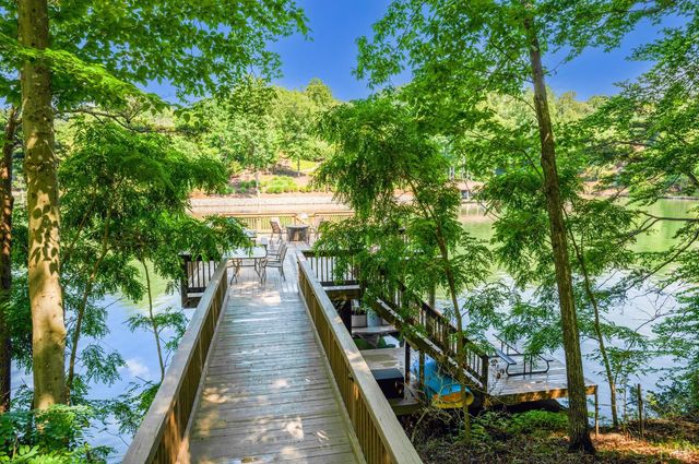 1359 Nicholas Lane, Moneta, VA 24121