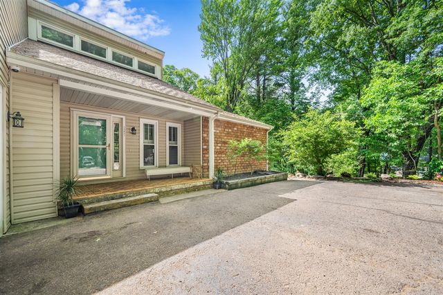 13421 Woodland Court, Big Rapids, MI 49307