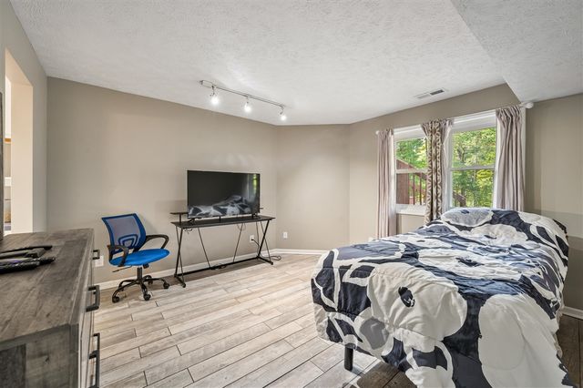 13421 Woodland Court, Big Rapids, MI 49307