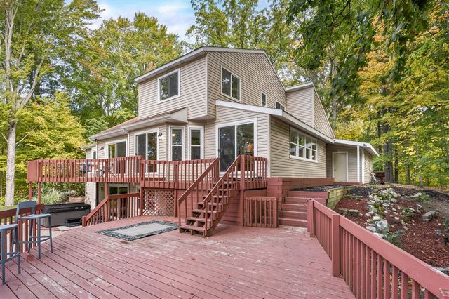 13421 Woodland Court, Big Rapids, MI 49307