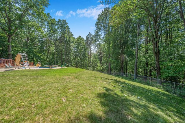 13421 Woodland Court, Big Rapids, MI 49307