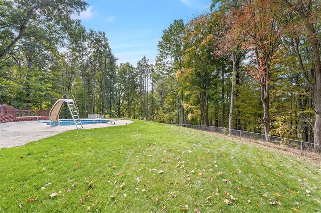 13421 Woodland Court, Big Rapids, MI 49307