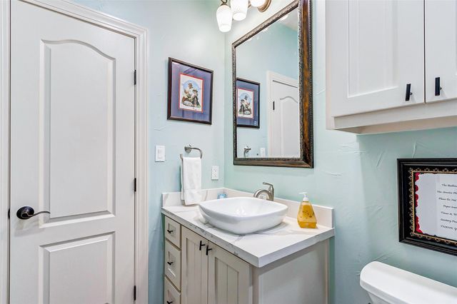 851 Palmetto Drive, Crystal Beach, TX 77650