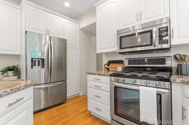 145 Bay Meadows Drive, Park Twp, MI 49424