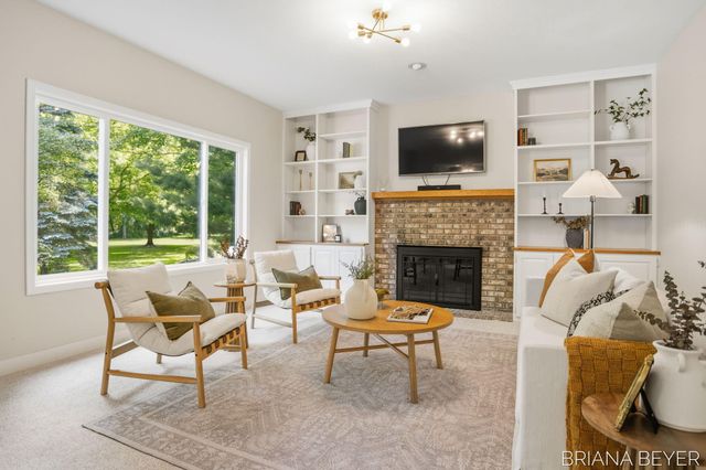 145 Bay Meadows Drive, Park Twp, MI 49424