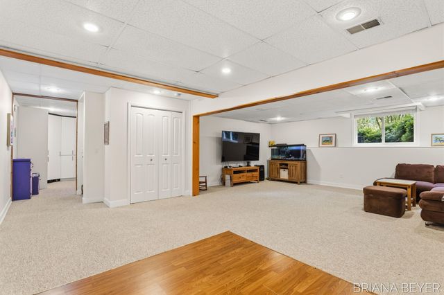 145 Bay Meadows Drive, Park Twp, MI 49424