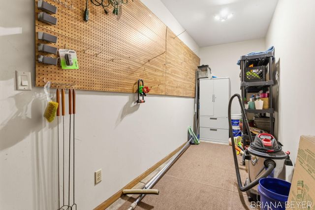 145 Bay Meadows Drive, Park Twp, MI 49424