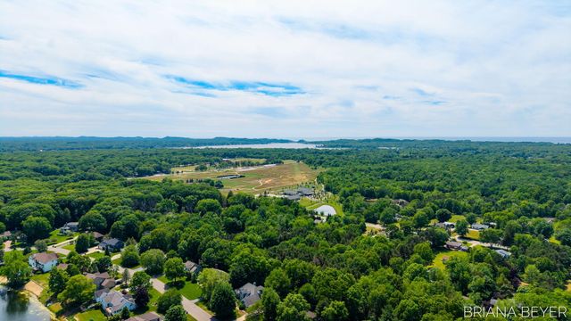 145 Bay Meadows Drive, Park Twp, MI 49424