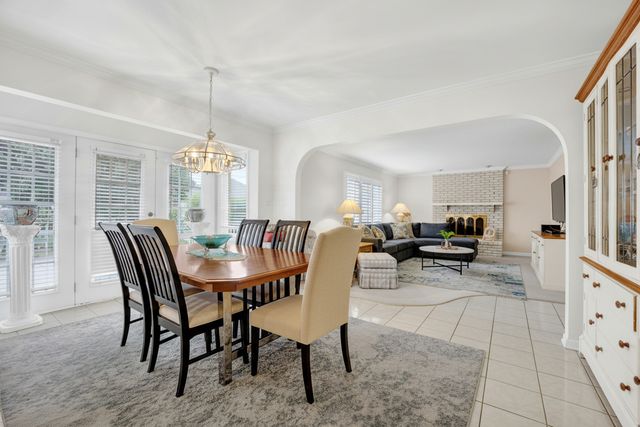 10833 Long Avenue, Oak Lawn, IL 60453