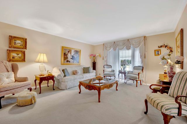 10833 Long Avenue, Oak Lawn, IL 60453