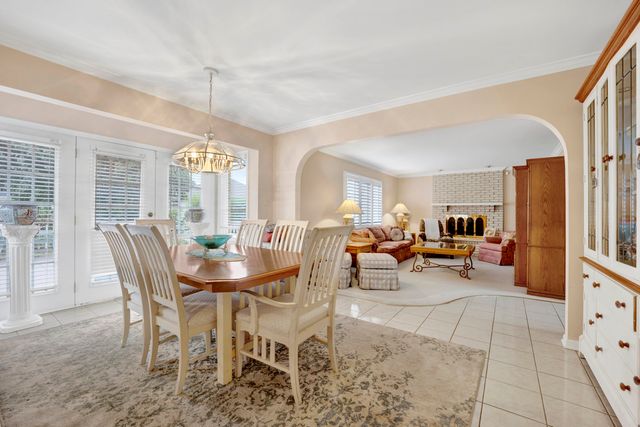 10833 Long Avenue, Oak Lawn, IL 60453