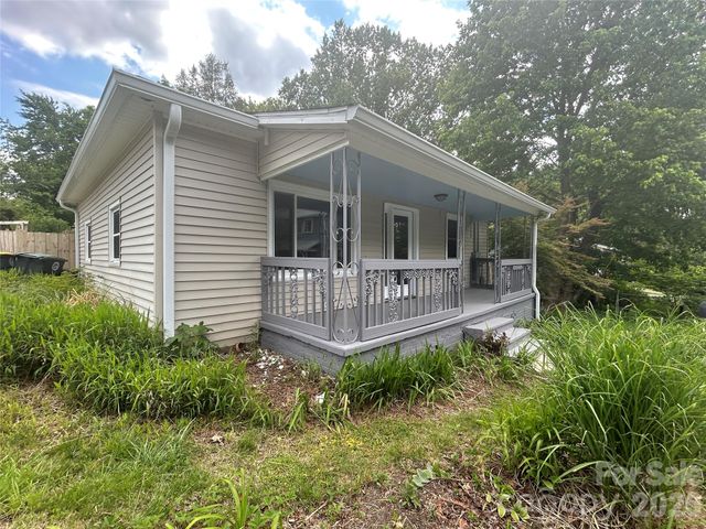 12 Penley Avenue, Asheville, NC 28804