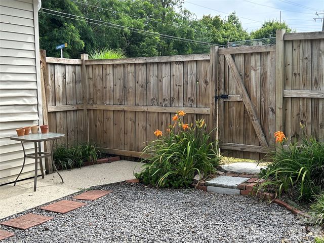 12 Penley Avenue, Asheville, NC 28804