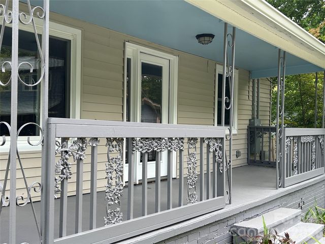 12 Penley Avenue, Asheville, NC 28804