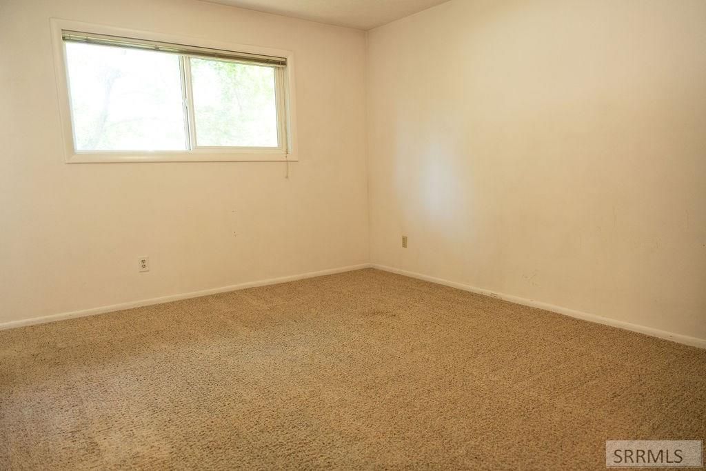 Image 14 of property listing at 1877 Caribou Street, Idaho Falls, ID 83401