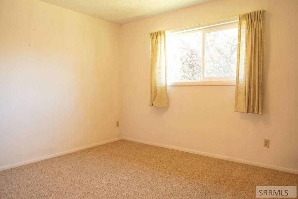 Image 16 of property listing at 1877 Caribou Street, Idaho Falls, ID 83401
