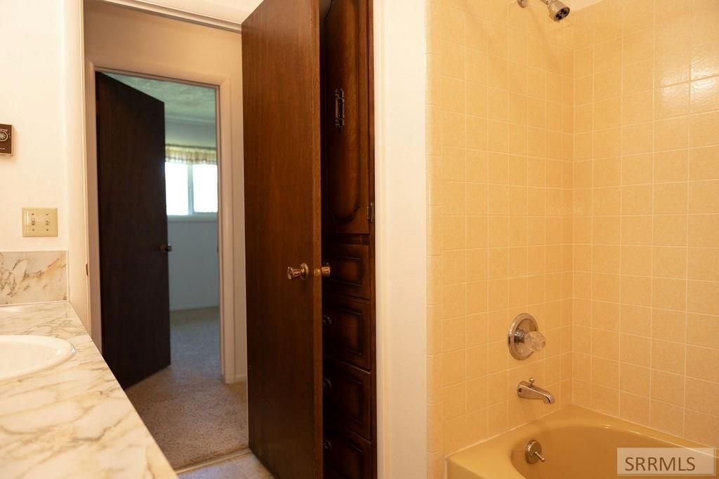 Image 19 of property listing at 1877 Caribou Street, Idaho Falls, ID 83401