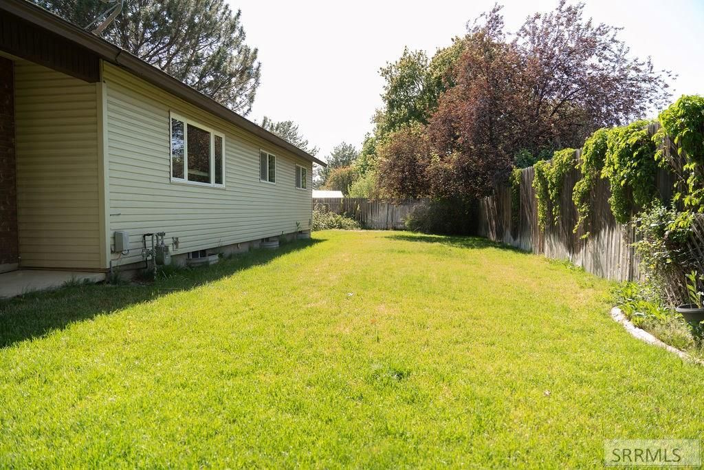 Image 32 of property listing at 1877 Caribou Street, Idaho Falls, ID 83401