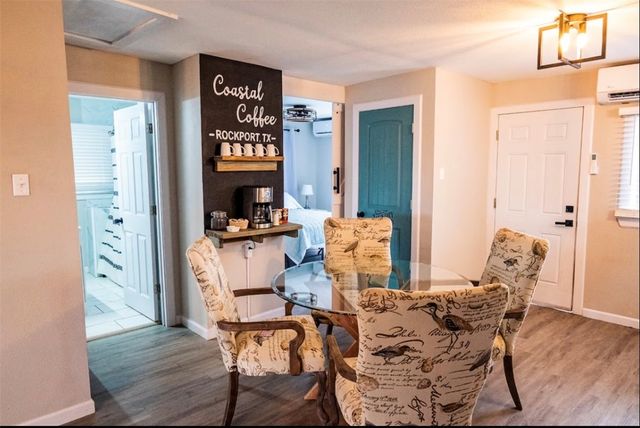 109 South Verne St, Rockport, TX 78382