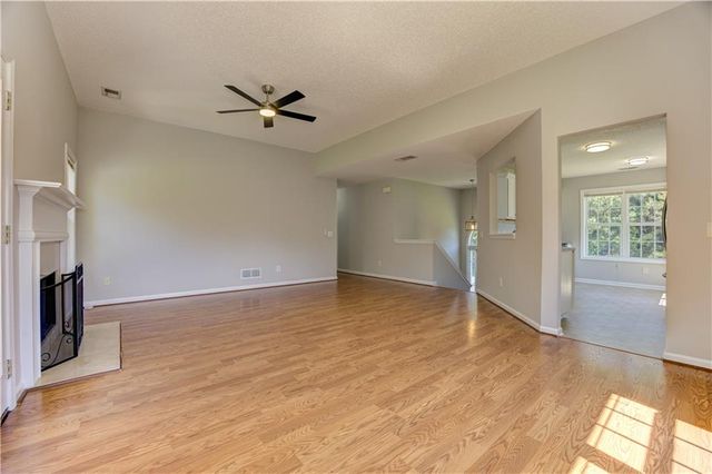 62 Roundtree Court, Dallas, GA 30132