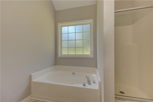 62 Roundtree Court, Dallas, GA 30132