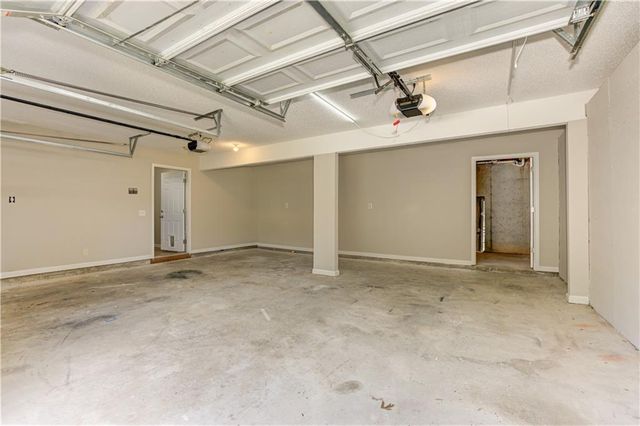 62 Roundtree Court, Dallas, GA 30132