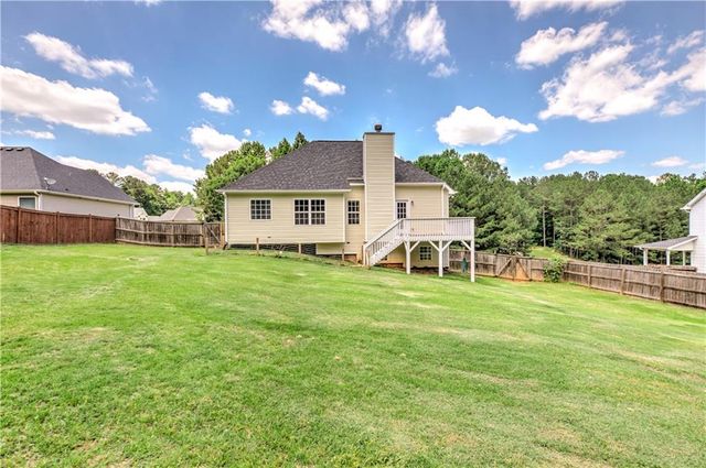 62 Roundtree Court, Dallas, GA 30132