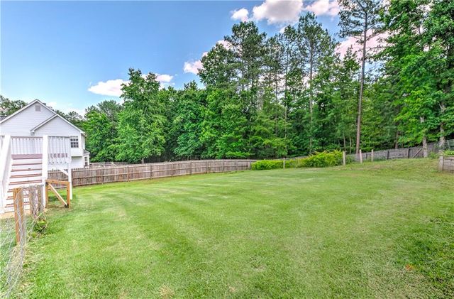 62 Roundtree Court, Dallas, GA 30132