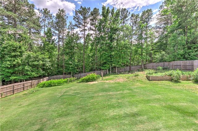 62 Roundtree Court, Dallas, GA 30132