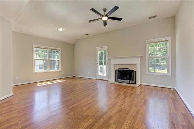 62 Roundtree Court, Dallas, GA 30132