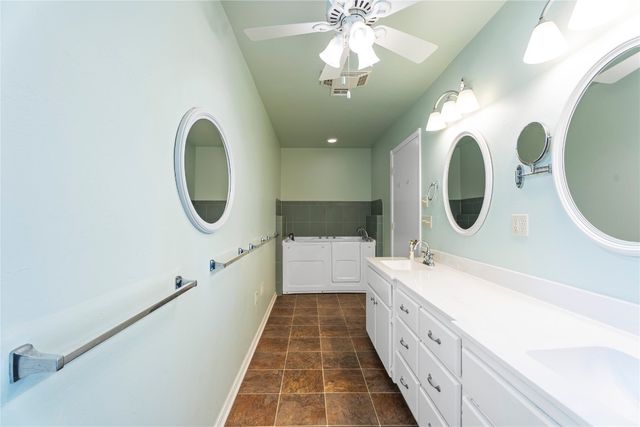 1317 Sue Lane, Choctaw, OK 73020