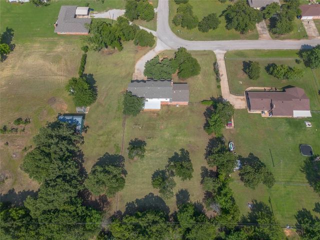 1317 Sue Lane, Choctaw, OK 73020