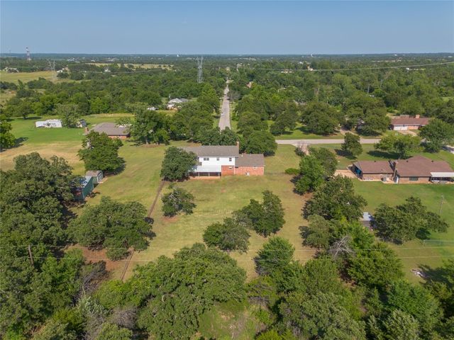 1317 Sue Lane, Choctaw, OK 73020