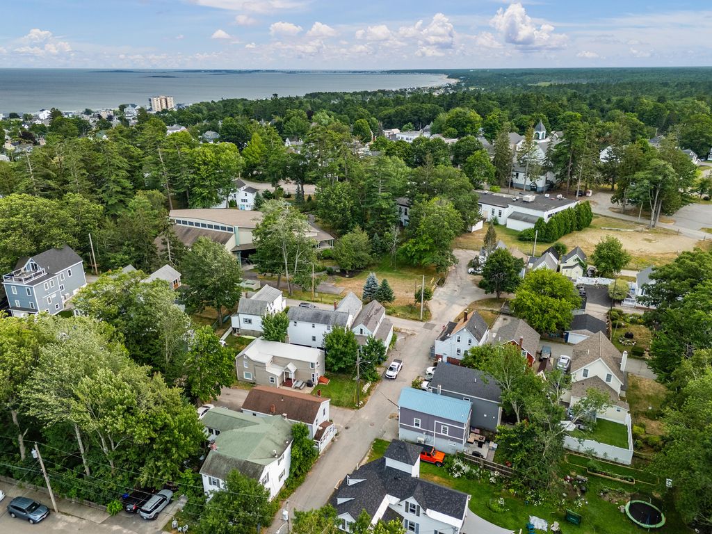 40 11th Street, Old Orchard Beach, ME 04064 — photo 4