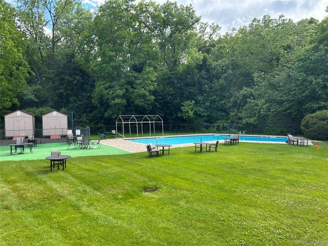 2 Secora Road C7, Spring Valley, NY 10952
