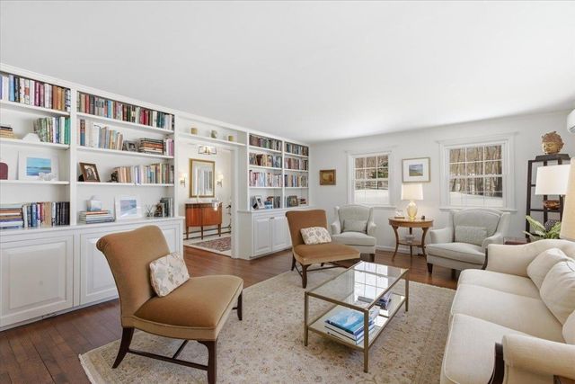 557 Bennett Hill Road, Shaftsbury, VT 05262