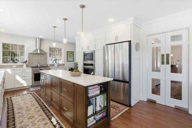 557 Bennett Hill Road, Shaftsbury, VT 05262