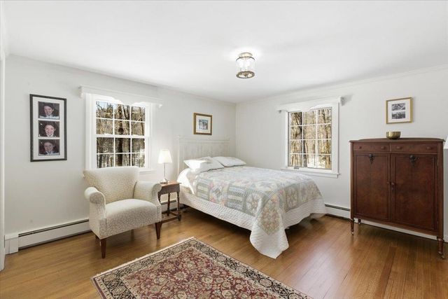 557 Bennett Hill Road, Shaftsbury, VT 05262