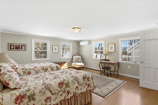 557 Bennett Hill Road, Shaftsbury, VT 05262