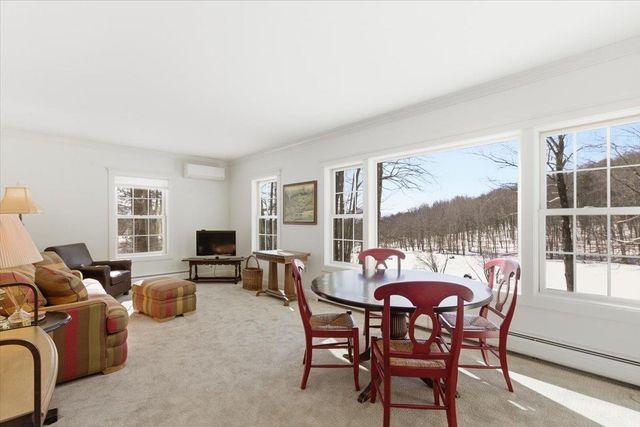 557 Bennett Hill Road, Shaftsbury, VT 05262