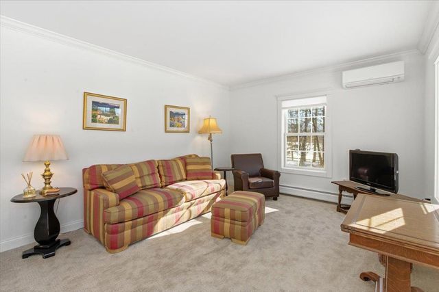 557 Bennett Hill Road, Shaftsbury, VT 05262