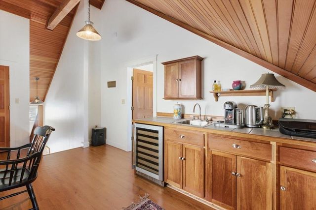 557 Bennett Hill Road, Shaftsbury, VT 05262