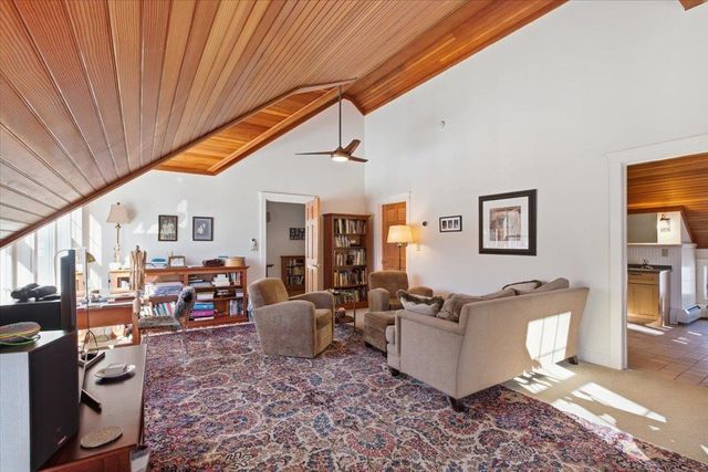 557 Bennett Hill Road, Shaftsbury, VT 05262