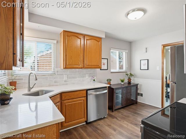 30132 Westfield Street, Livonia, MI 48150