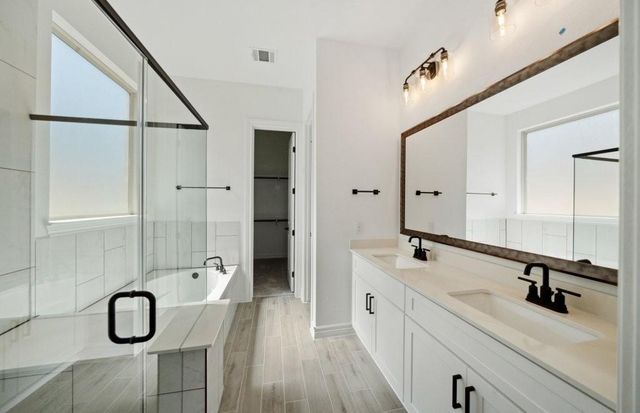 2707 Ballast Green Dr Drive, Texas City, TX 77568