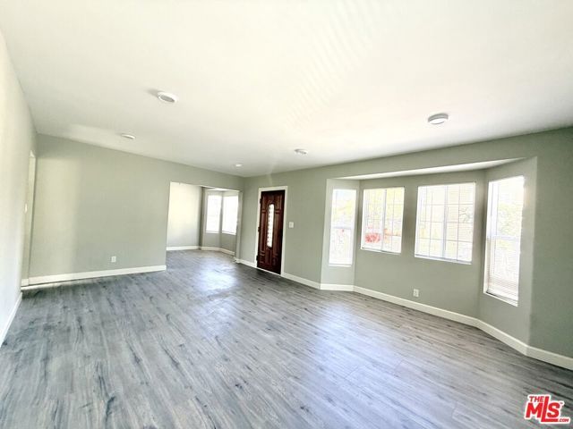 11633 Menlo Avenue unit A, Hawthorne, CA 90250