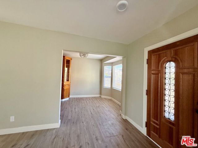 11633 Menlo Avenue unit A, Hawthorne, CA 90250