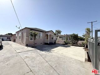 11633 Menlo Avenue unit A, Hawthorne, CA 90250